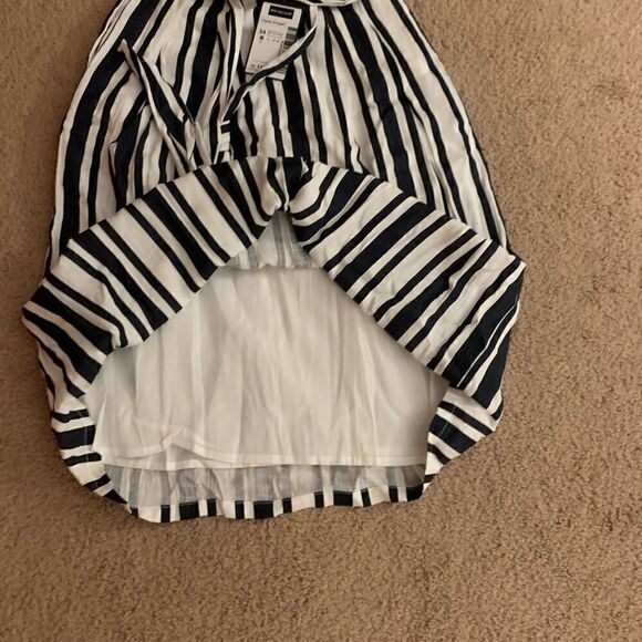 NWT RaNuer skirt   - Picture 4 of 4